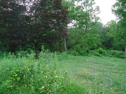 26 Garrison Road sold home in Reems Creek, Weaverville, NC