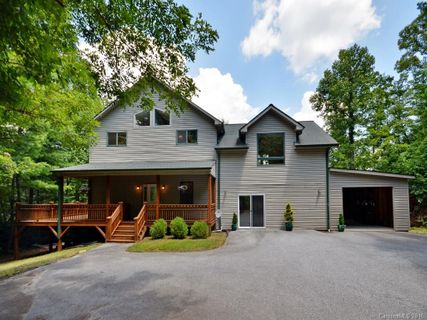 8 Rawlings Run 4 sold home in Edgewood, Flat Rock, NC