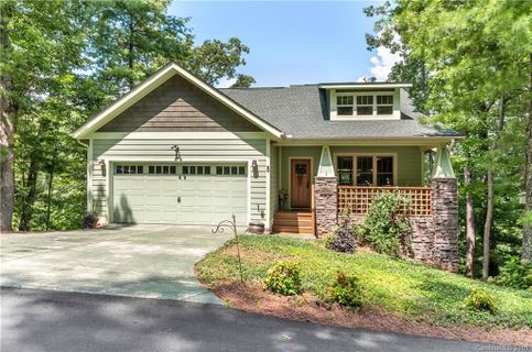 8 Highland Grove Road