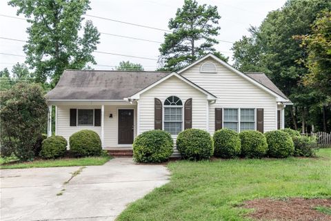 1472 Ridgewood Drive
