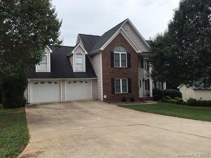 2587 Ironwood Drive