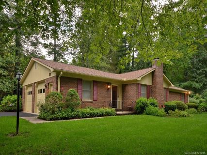 13 Foxhorn Court