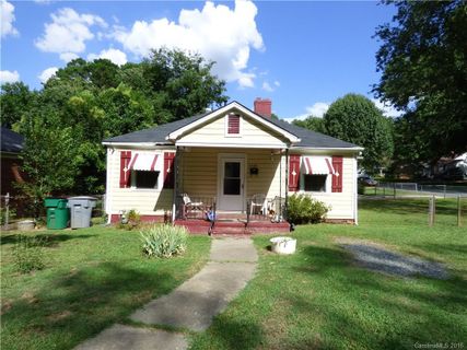 2300 Remount Road sold home in Dowd Heights, Charlotte, NC
