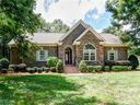 916 Lake Club Drive sold home in Rock Hill, SC