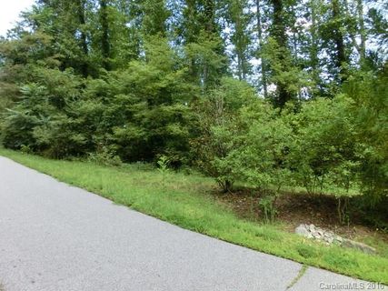 7 Garren View Drive 1 sold home in Garren Woods Estates, Fairview, NC