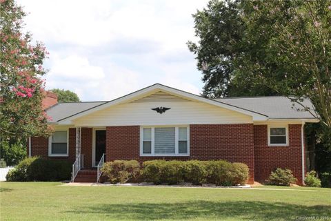 225 Neita Drive sold home in Hendrix Estates, Salisbury, NC