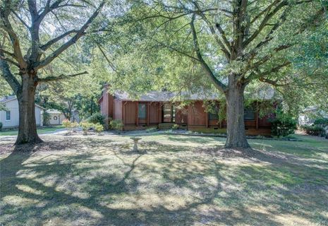 1209 Candlewood Drive