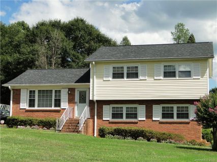 409 Ashbrook Road