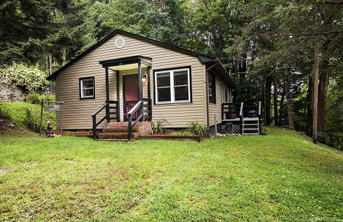 26 Mohican Lane