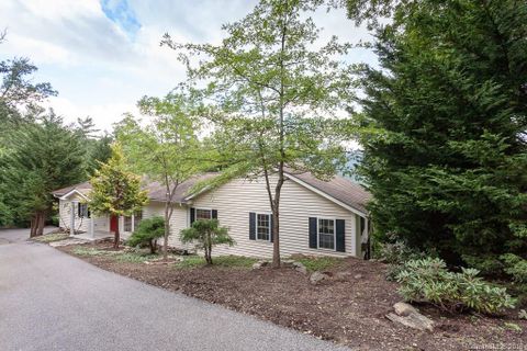 135 Black Oak Drive sold home in The Forest, Asheville, NC