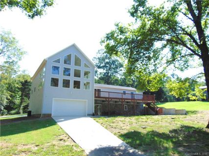 330 Mainsail Road 80-81