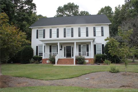 2046 Cavendale Drive