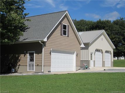 2630 Riverview Road 34-36