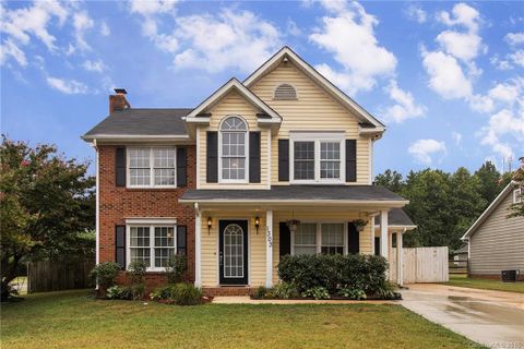1303 Hathshire Drive sold home in Spring Crossing, Charlotte, NC