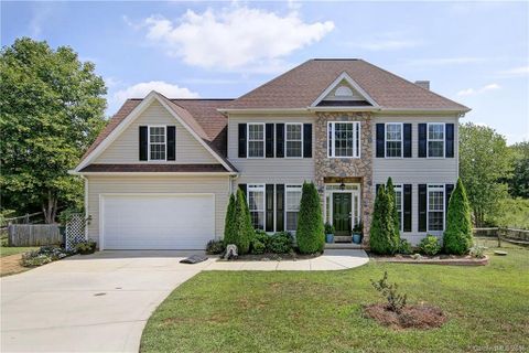 136 Wheatfield Drive