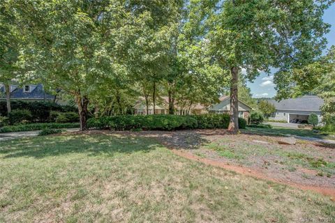 3319 Lincoln Lane