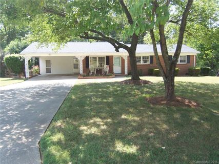 807 Surry Drive sold home in Old Farm, Shelby, NC