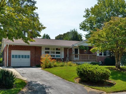 318 N Hillandale Drive 59