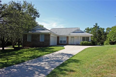 6800 Pin Oak Court sold home in Woodcreek, Charlotte, NC
