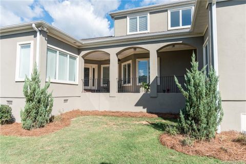 17712 Sedona Way