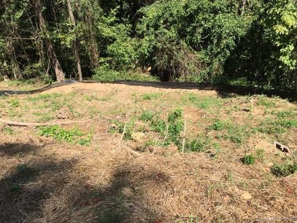 39 Ruslans Drive sold home in W M Worley Estate, Asheville, NC