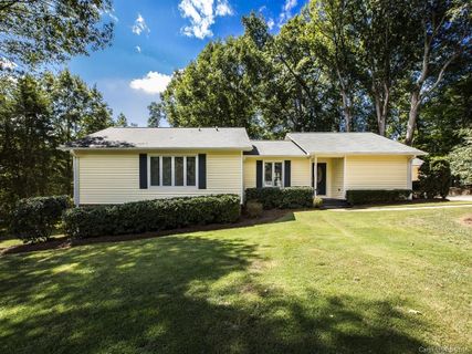 1547 Brook Drive