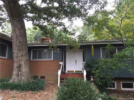 1424 Burtonwood Circle