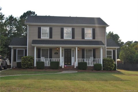 1417 Shady Bark Drive sold home in South Pines, Gastonia, NC