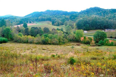00 Crooked Creek Road sold home in Beech Glen, Mars Hill, NC