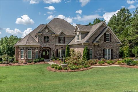 10220 Annie Oakley Trail sold home in Pleasant Valley, Charlotte, NC