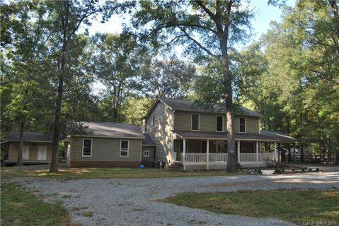 7611 Surry Lane