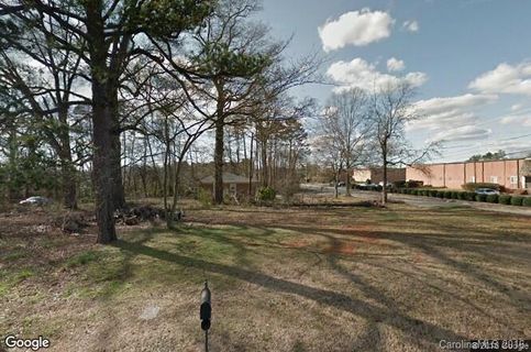 5901 Mount Holly Road 5&7