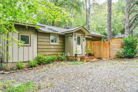 Previously sold for $280,000