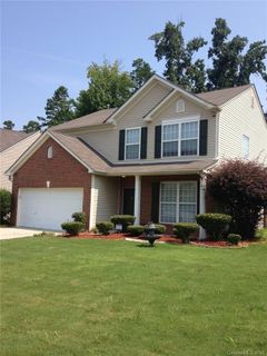 2206 Waters Trail Drive sold home in The Woodlands, Charlotte, NC