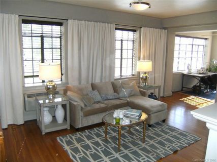 301 W 10th Street 201 sold home in The Poplar, Charlotte, NC