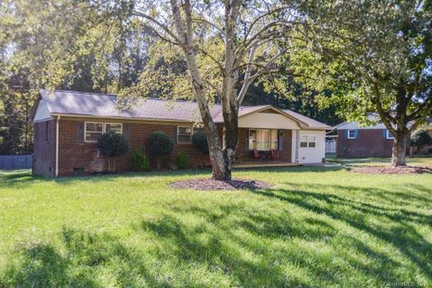 4324 Eastridge Drive