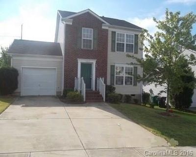 5817 Greenway Vista Lane