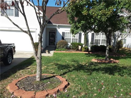 8417 Ewen Circle