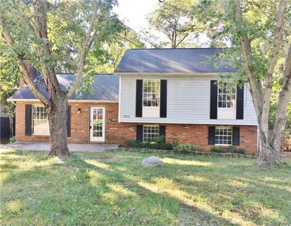 7323 Bluff Wood Cove
