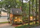 16240 North Point Road sold home in Huntersville, SC