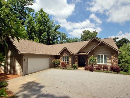 400 Claremont Drive