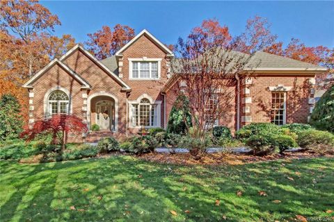 1120 Holland Oaks Drive