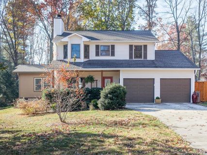 3 Sweetbriar Court sold home in Sweetbriar Grove, Asheville, NC