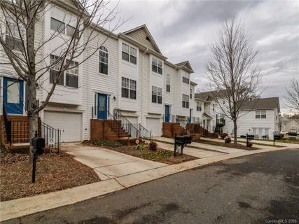 6517 Soapstone Drive sold home in Avalon, Charlotte, NC