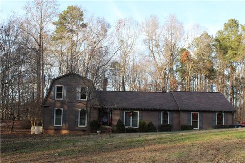 100 Lodge Trail sold home in Beaver Dam Estates, Wadesboro, NC