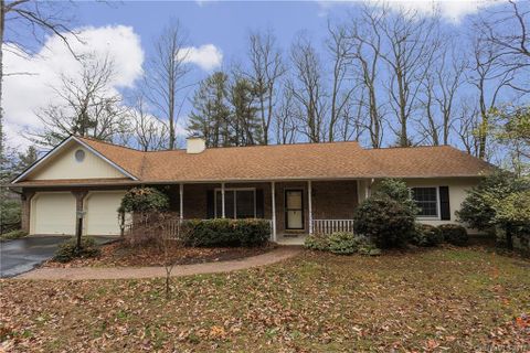 832 Greenwood Drive