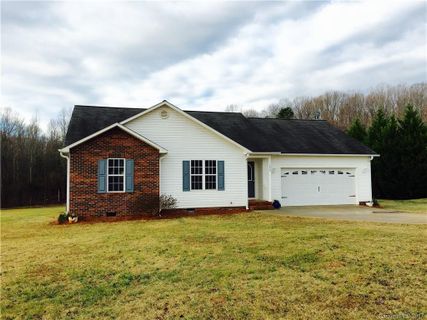 492 Goldenrod Lane sold home in Country Creek, Lexington, NC