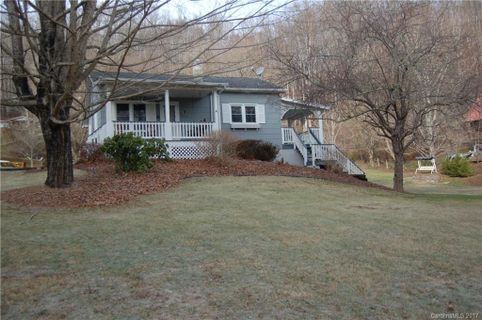 284 Bradley Street PT #4 sold home in Bradley Heights, Waynesville, NC
