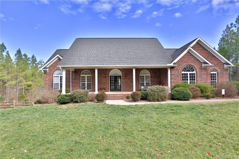 5128 Stockbridge Drive