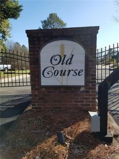 4016 Saint Andrews Court 9